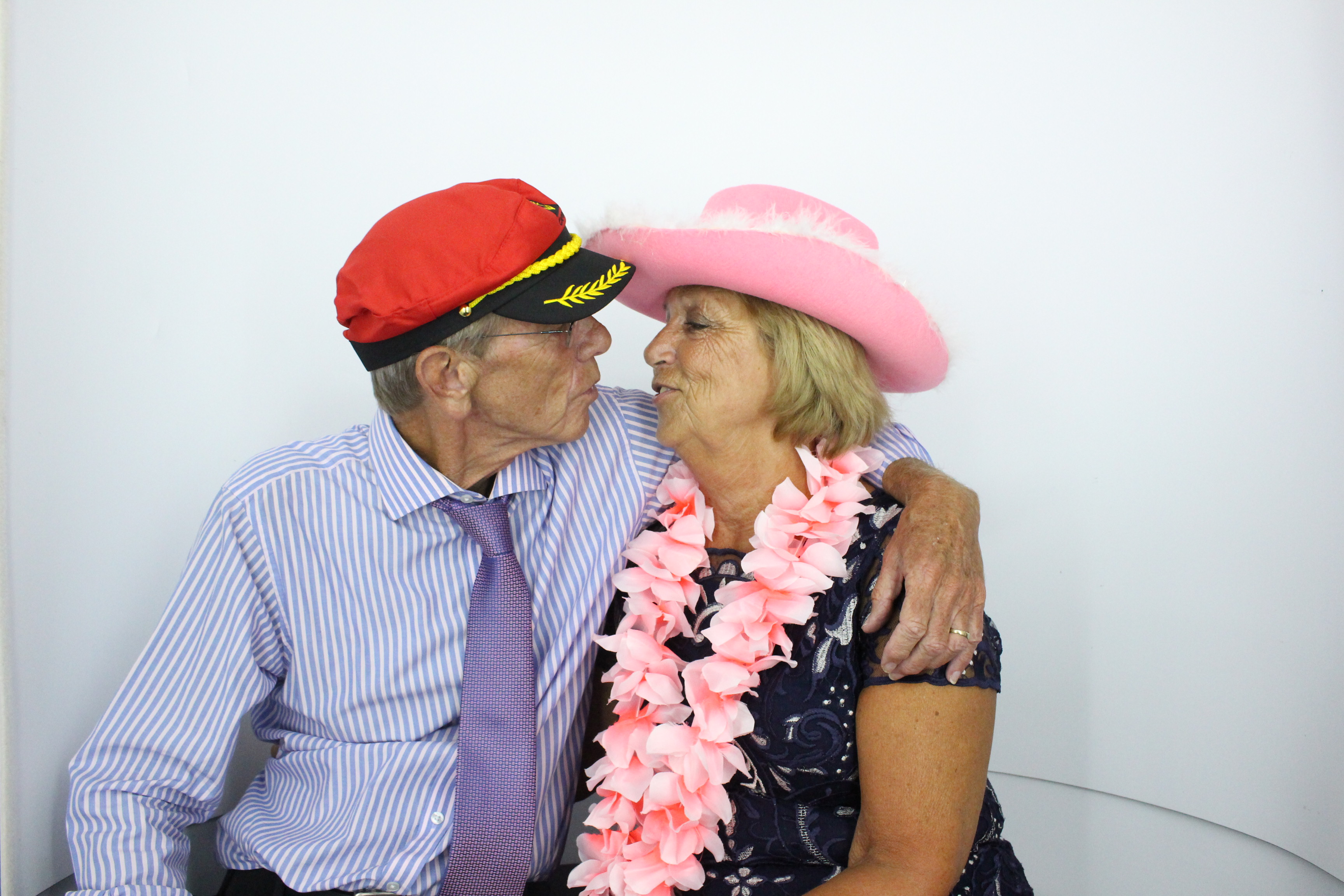 Gary & Debbies Wedding | View more photos from the event at gallery.myphotoboothexperience.co.uk/u/MyPhotoBoothExperienceLtd/Gary-Debbies-Wedding
